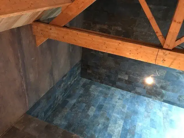 travaux de charpente et piscine intérieure